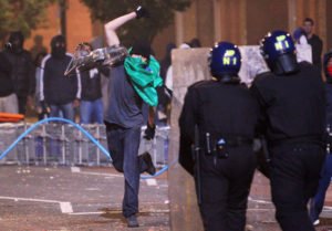 Violence during Riot Protests - A Body Language Analysis