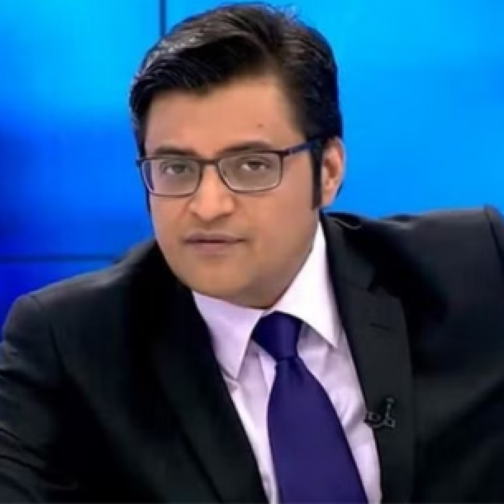 Arnab Goswami's body language while speaking to audience