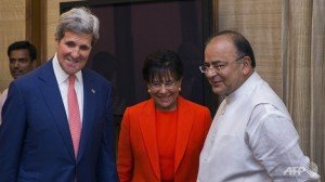 arun jaitely kerry handshake - 2