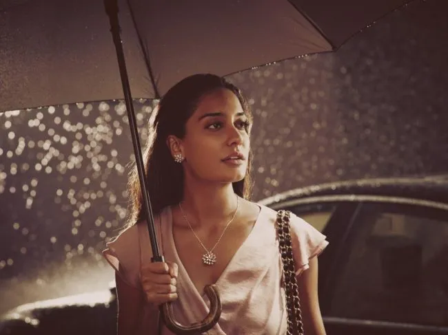 girl with umbrella Nirav Modi Ads