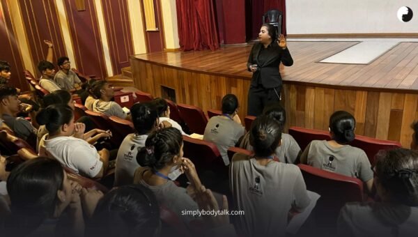 Body language for Supervisors - KidZania