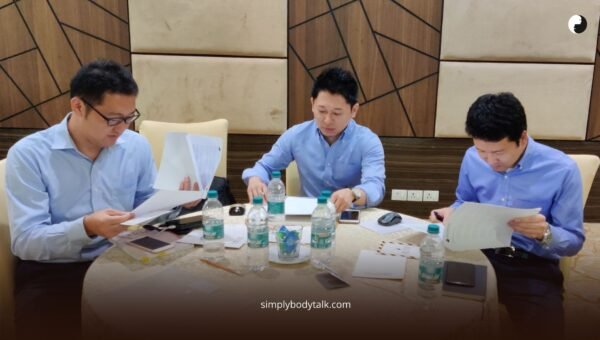 FUJIFILM PVT. LTD. - BODY LANGUAGE FOR INTERVIEWERS